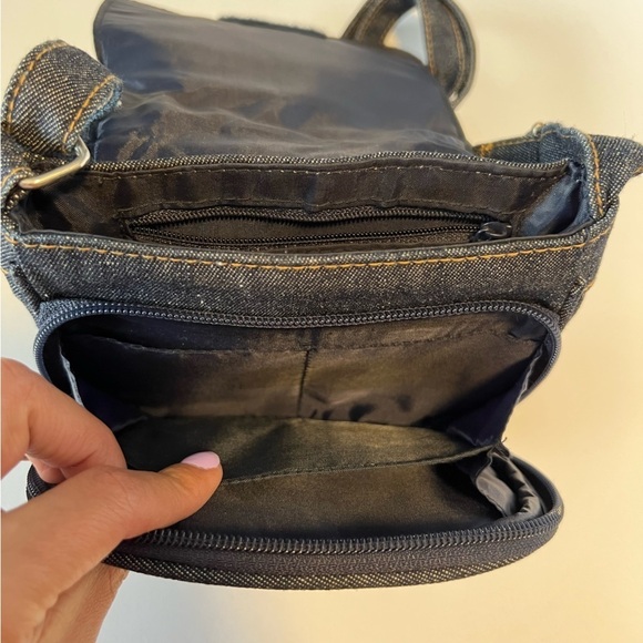 Bundle of Vintage Bags (3) - Picture 5 of 16